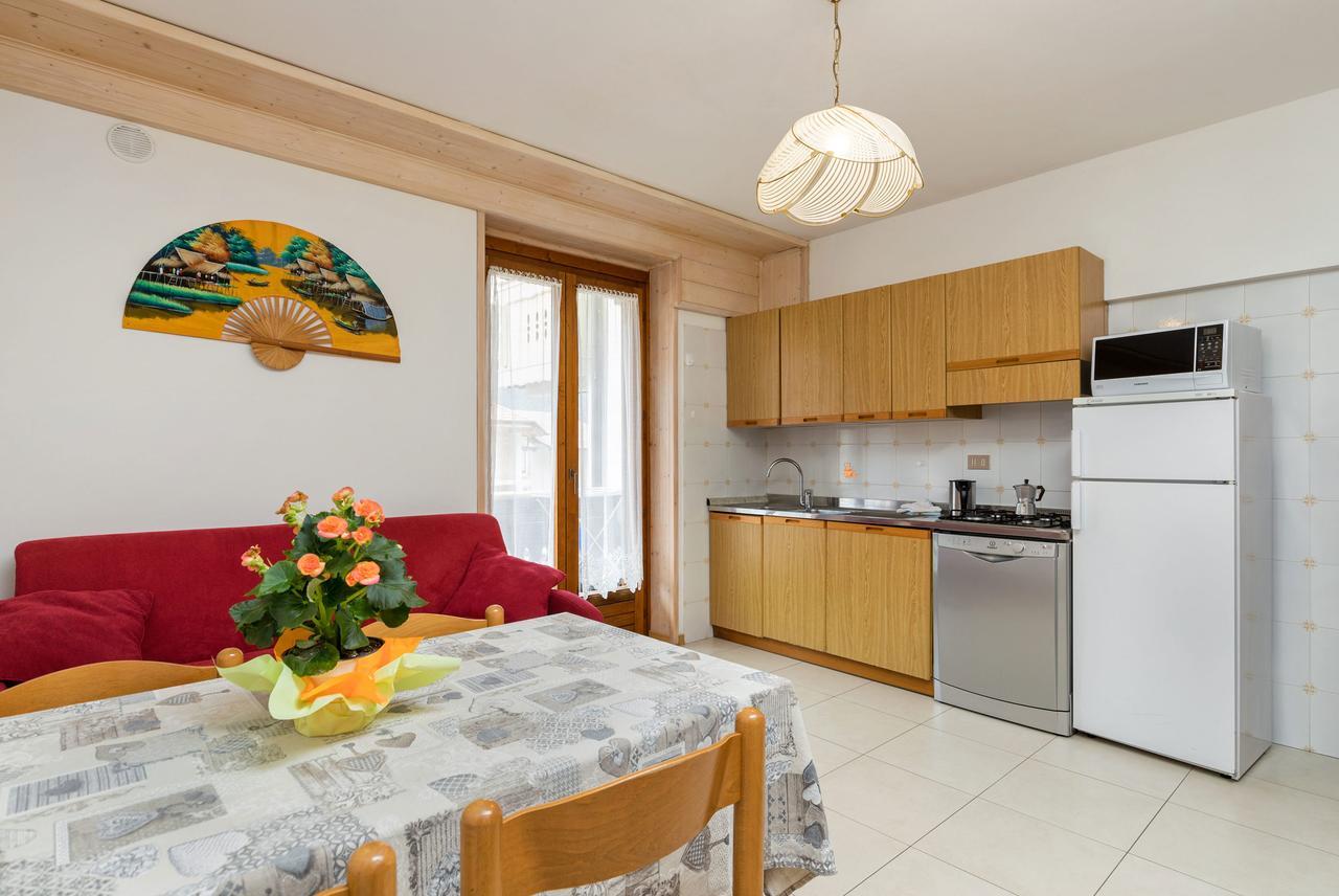 Appartamenti Residenza Pineta Molveno Exterior foto